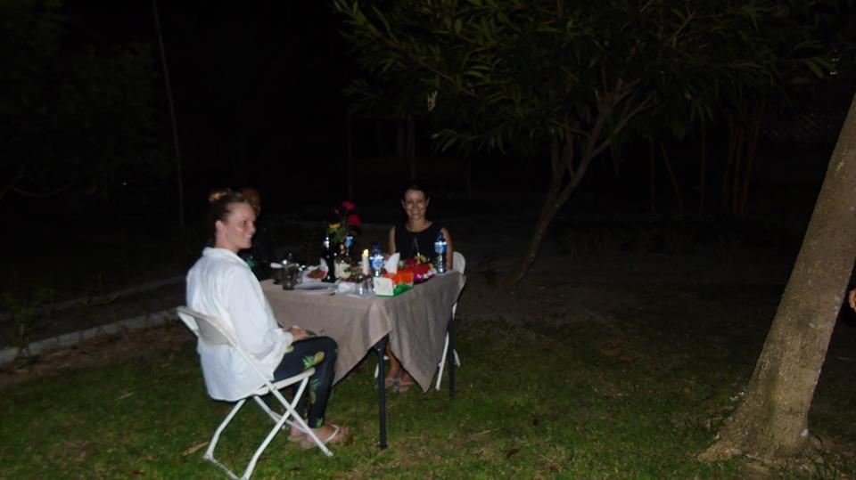 Отель Orchid Bungalow & Restaurant Timbanglawang Экстерьер фото